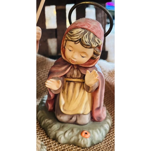 Berta Hummel Mary Porcelain Figure Vintage Nativity Christmas Collectible Crèche - Picture 1 of 5